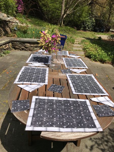 Kantha Line - B&W Table Linen (set of 6)