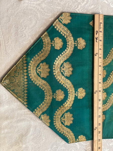 Heirloom Table Runner - Kanchi Silk
